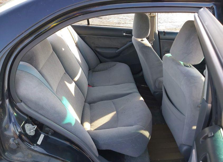 Photo 8 of 2002 Honda Civic LX (VIN 2HGES16522H552673)