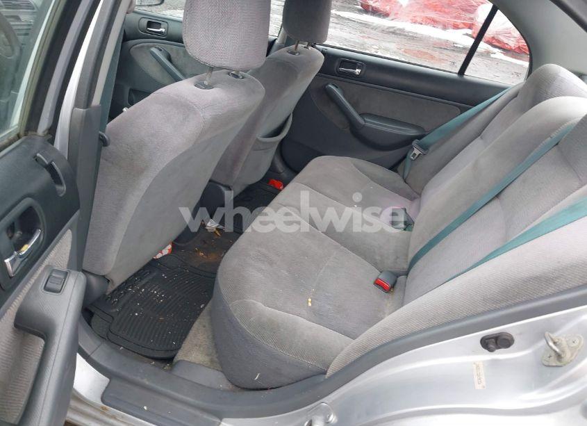 Photo 8 of 2002 Honda Civic LX (VIN 2HGES16522H582336)