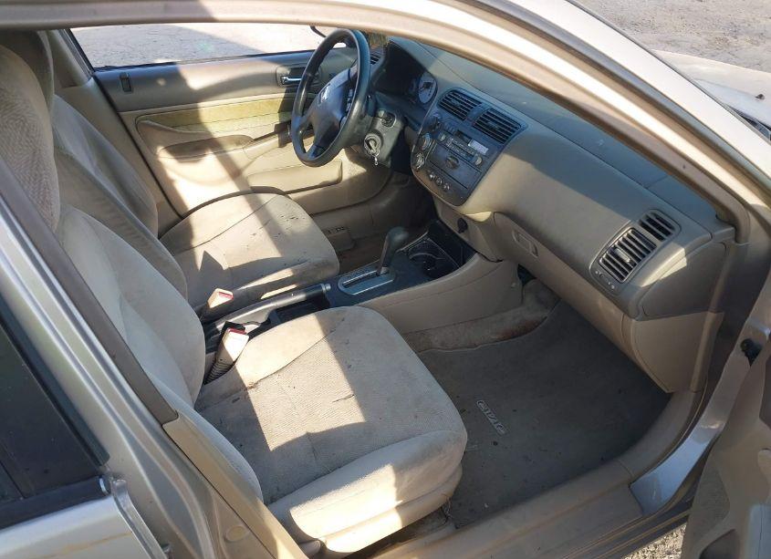 Photo 5 of 2002 Honda Civic LX (VIN 2HGES16522H582904)