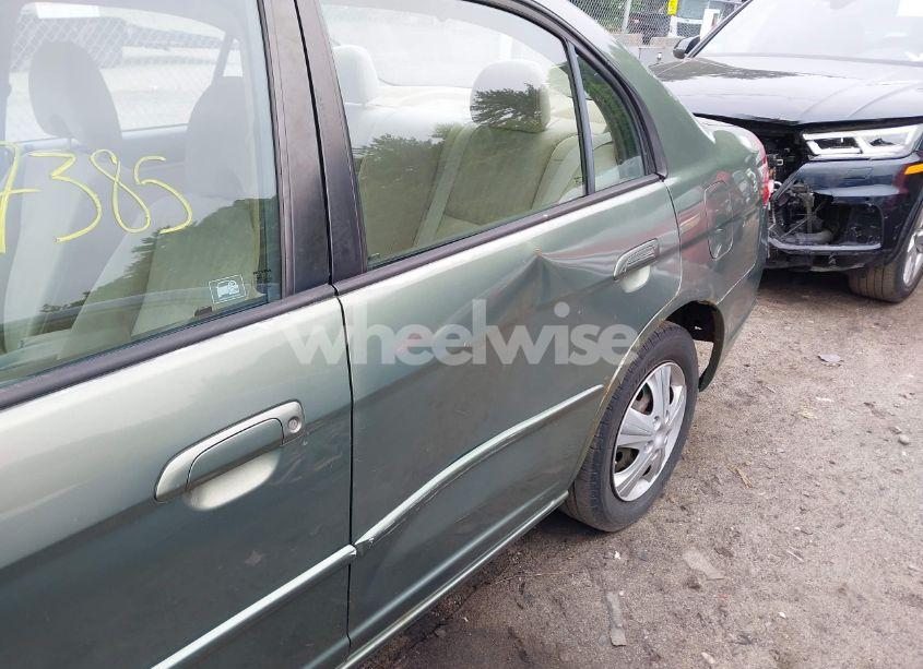 Photo 13 of 2003 Honda Civic LX (VIN 2HGES16523H500025)