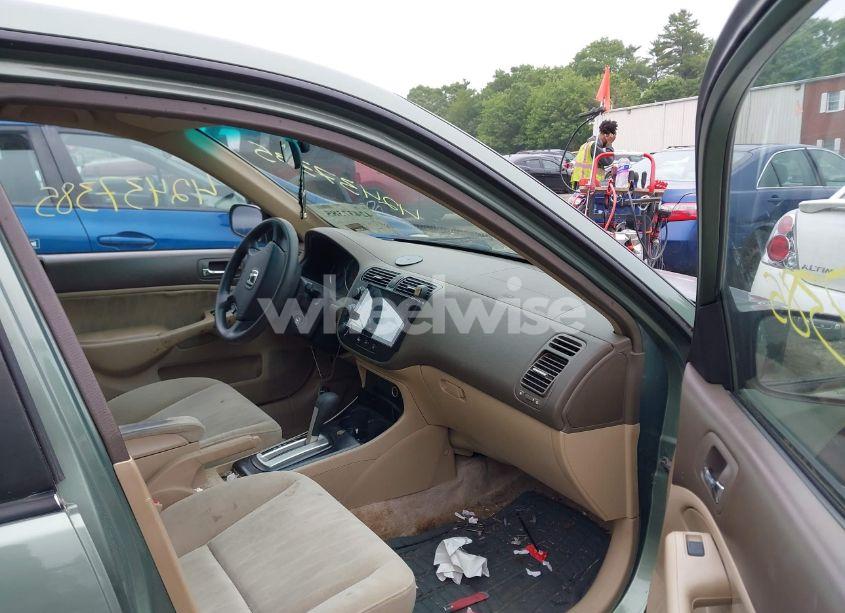 Photo 5 of 2003 Honda Civic LX (VIN 2HGES16523H500025)