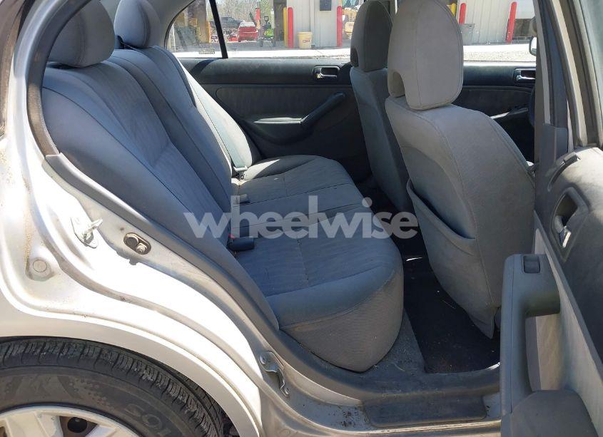 Photo 8 of 2003 Honda Civic LX (VIN 2HGES16523H602070)