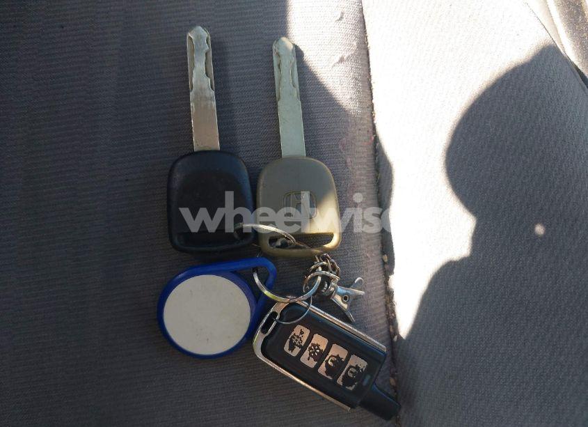 Photo 11 of 2003 Honda Civic LX (VIN 2HGES16523H604112)