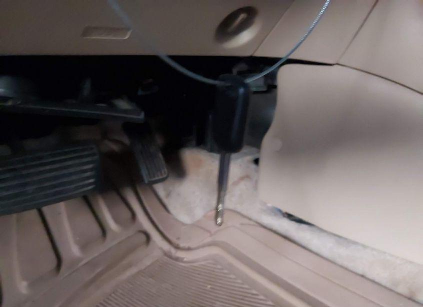 Photo 11 of 2004 Honda Civic LX (VIN 2HGES16524H553731)