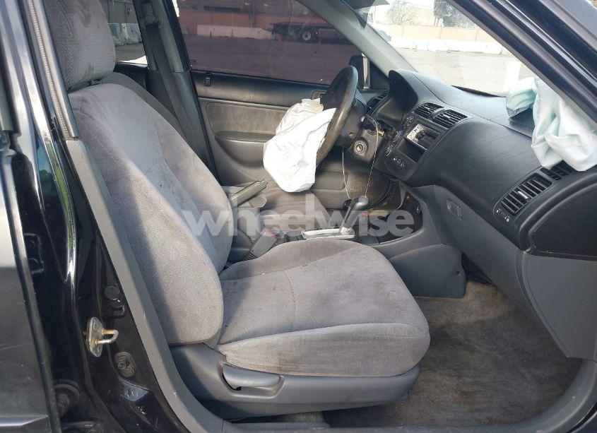 Photo 5 of 2004 Honda Civic LX (VIN 2HGES16524H578886)