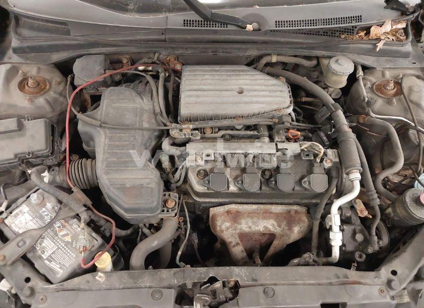 Photo 10 of 2004 Honda Civic LX (VIN 2HGES16524H618013)