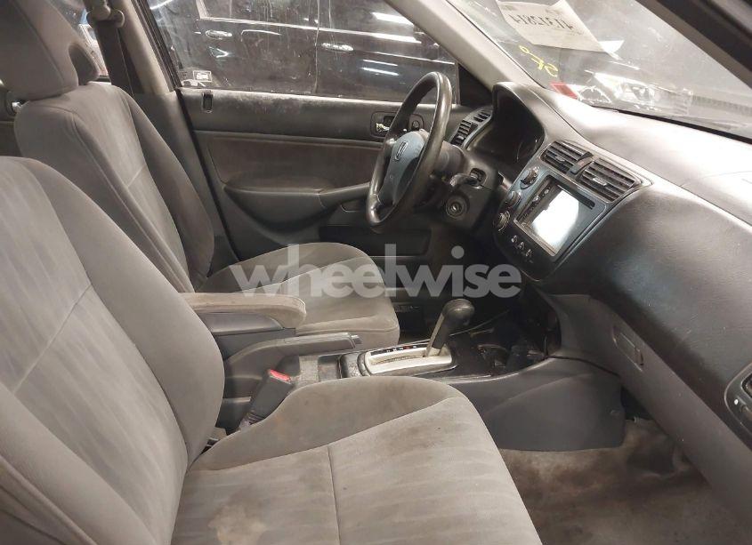 Photo 5 of 2004 Honda Civic LX (VIN 2HGES16524H618013)