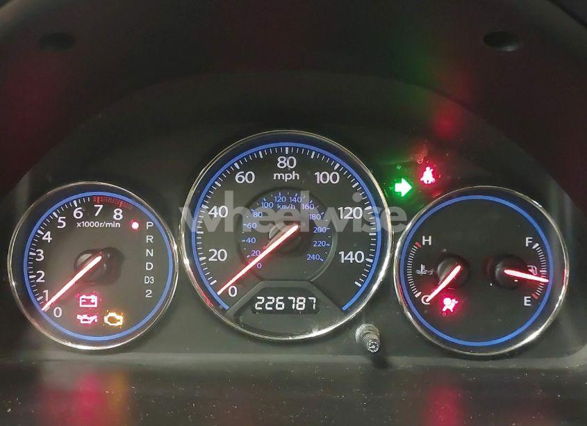 Photo 7 of 2004 Honda Civic LX (VIN 2HGES16524H618013)