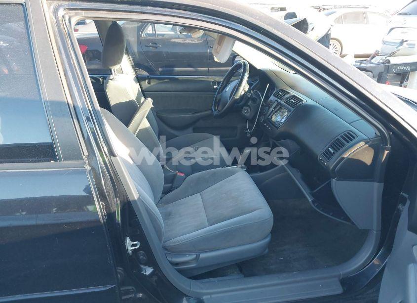 Photo 5 of 2004 Honda Civic LX (VIN 2HGES16524H634065)