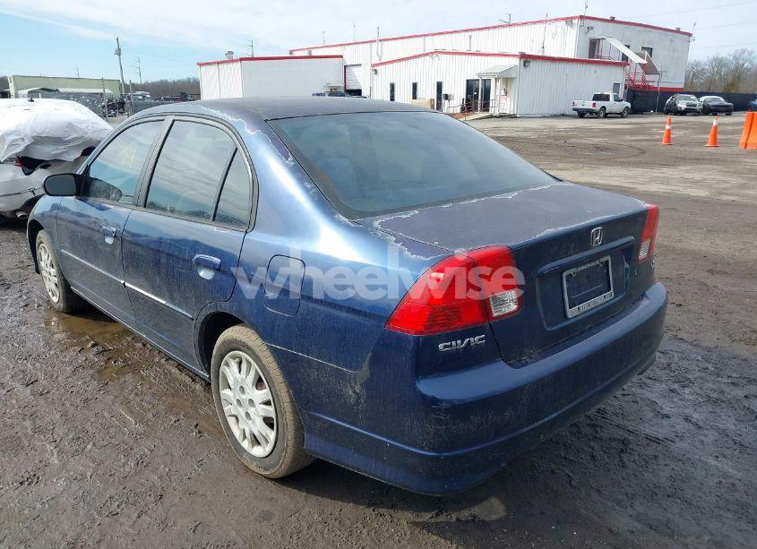 Photo 3 of 2005 Honda Civic LX (VIN 2HGES16525H517278)