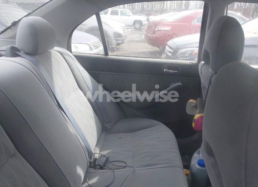 Photo 8 of 2005 Honda Civic LX (VIN 2HGES16525H517278)