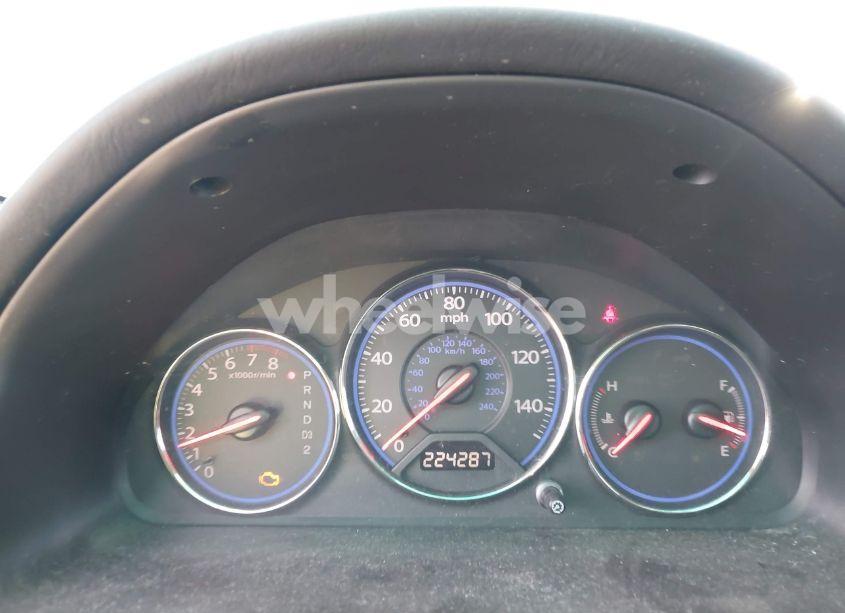 Photo 7 of 2005 Honda Civic LX (VIN 2HGES16525H528278)