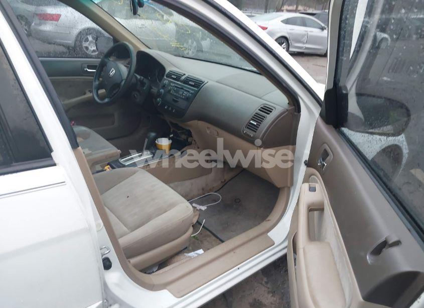 Photo 5 of 2005 Honda Civic LX (VIN 2HGES16525H536803)