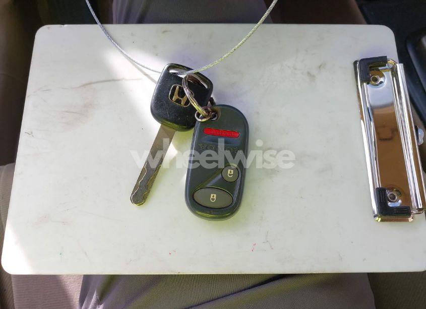 Photo 11 of 2005 Honda Civic LX (VIN 2HGES16525H604226)