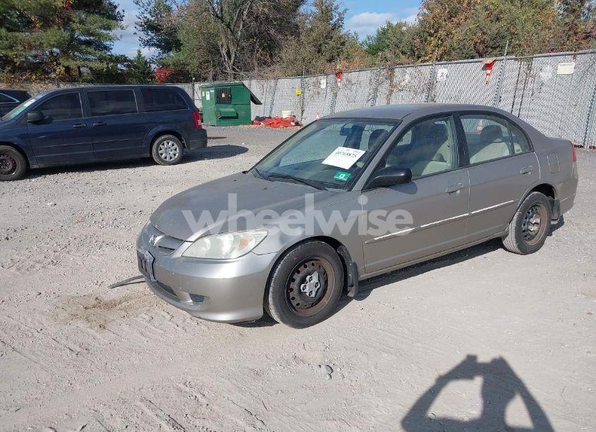 Photo 2 of 2005 Honda Civic LX (VIN 2HGES16525H604226)