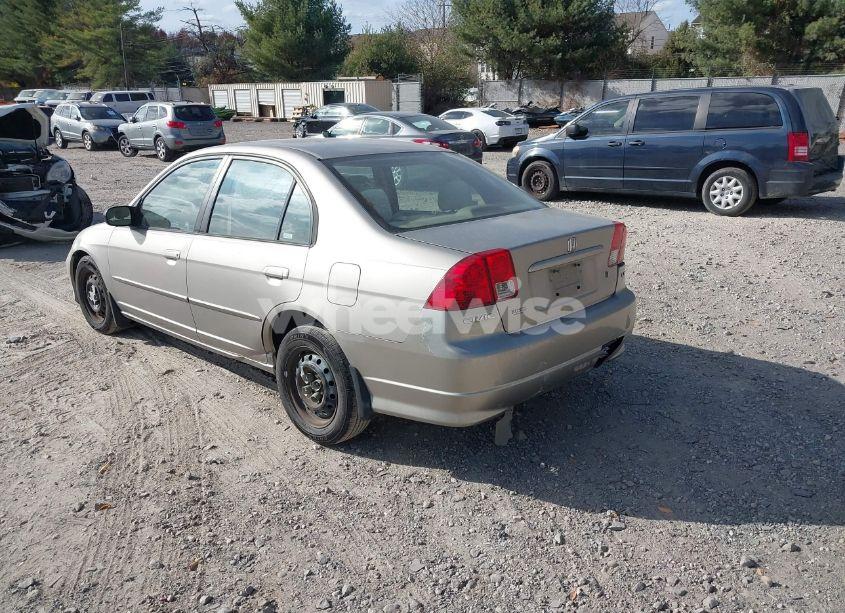 Photo 3 of 2005 Honda Civic LX (VIN 2HGES16525H604226)