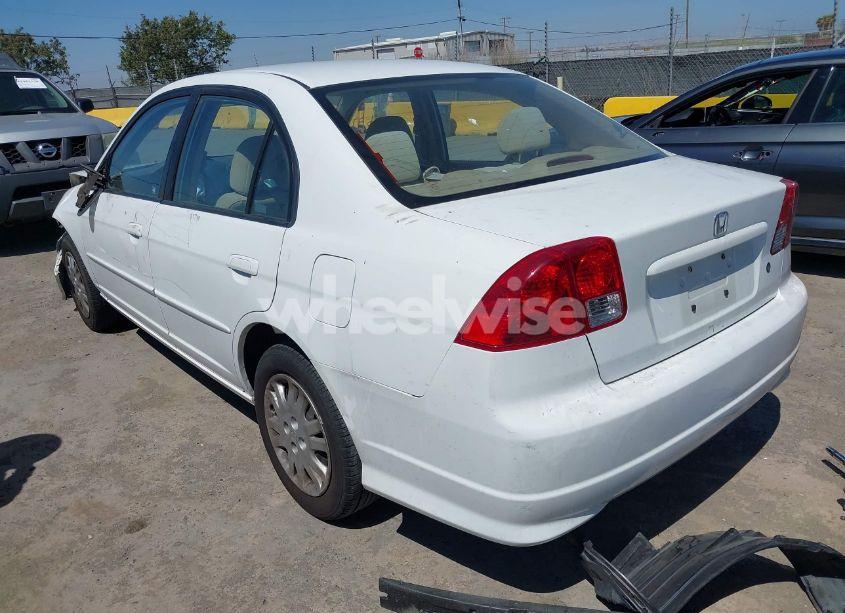 Photo 3 of 2005 Honda Civic LX (VIN 2HGES16525H618482)