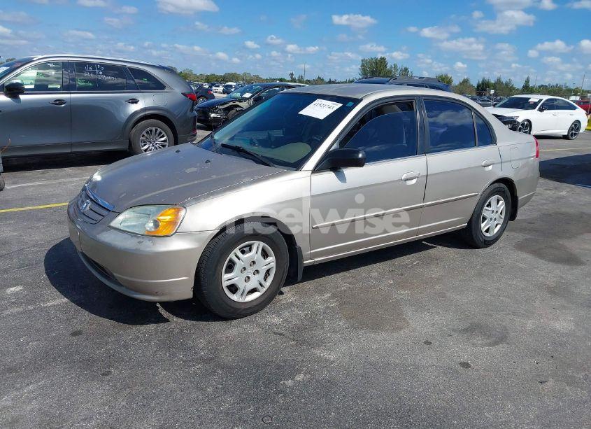 Photo 2 of 2002 Honda Civic LX (VIN 2HGES16532H530701)