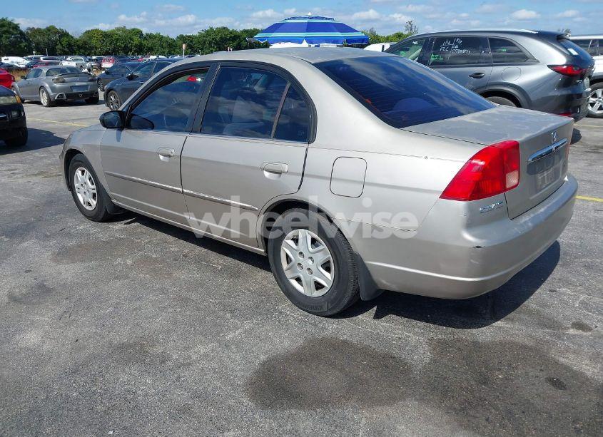 Photo 3 of 2002 Honda Civic LX (VIN 2HGES16532H530701)