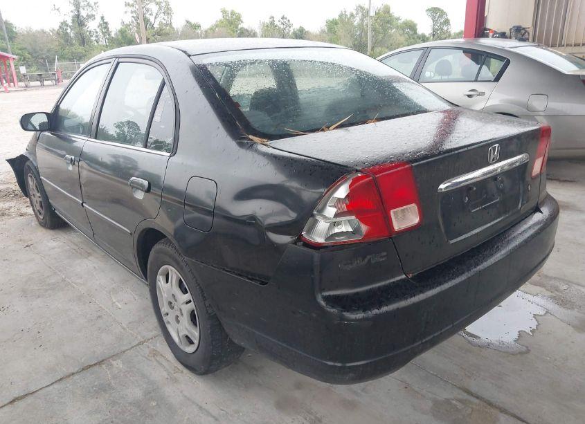 Photo 3 of 2002 Honda Civic LX (VIN 2HGES16532H590946)