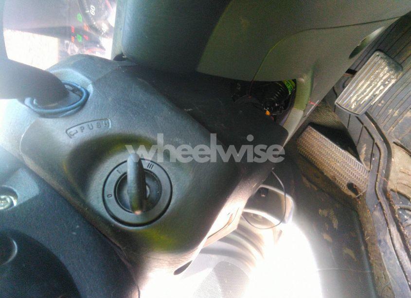 Photo 11 of 2002 Honda Civic LX (VIN 2HGES16532H591059)