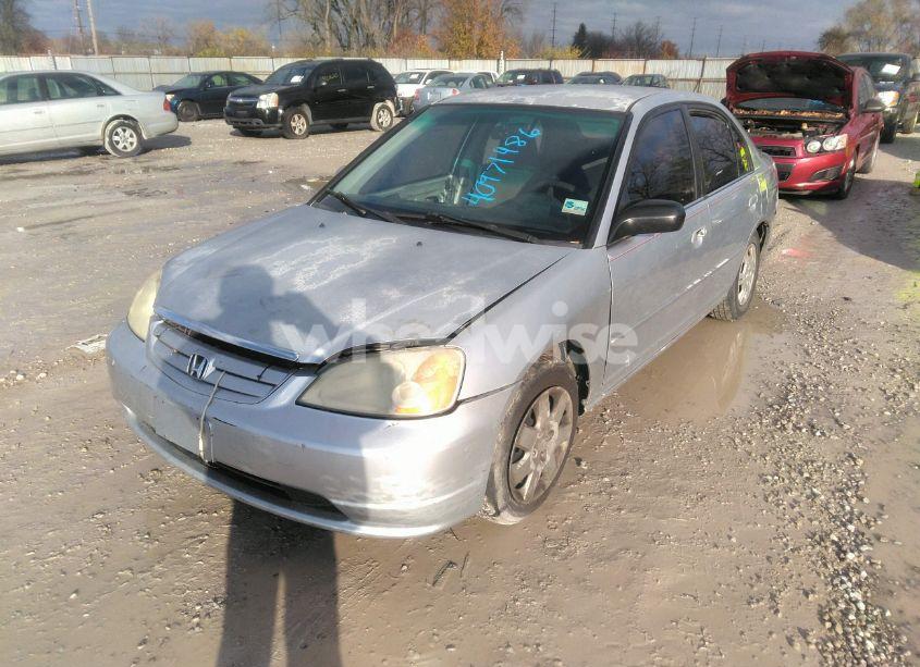 Photo 2 of 2002 Honda Civic LX (VIN 2HGES16532H591059)