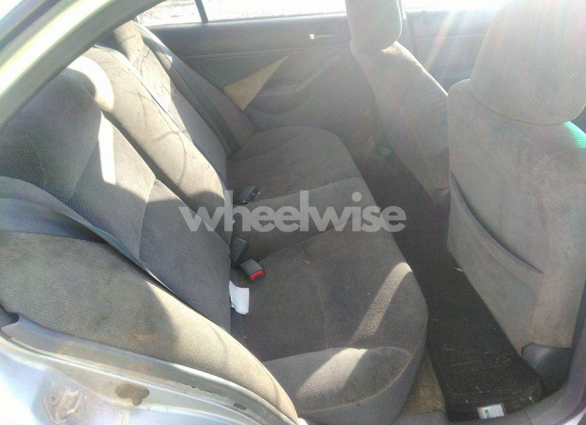 Photo 8 of 2002 Honda Civic LX (VIN 2HGES16532H591059)