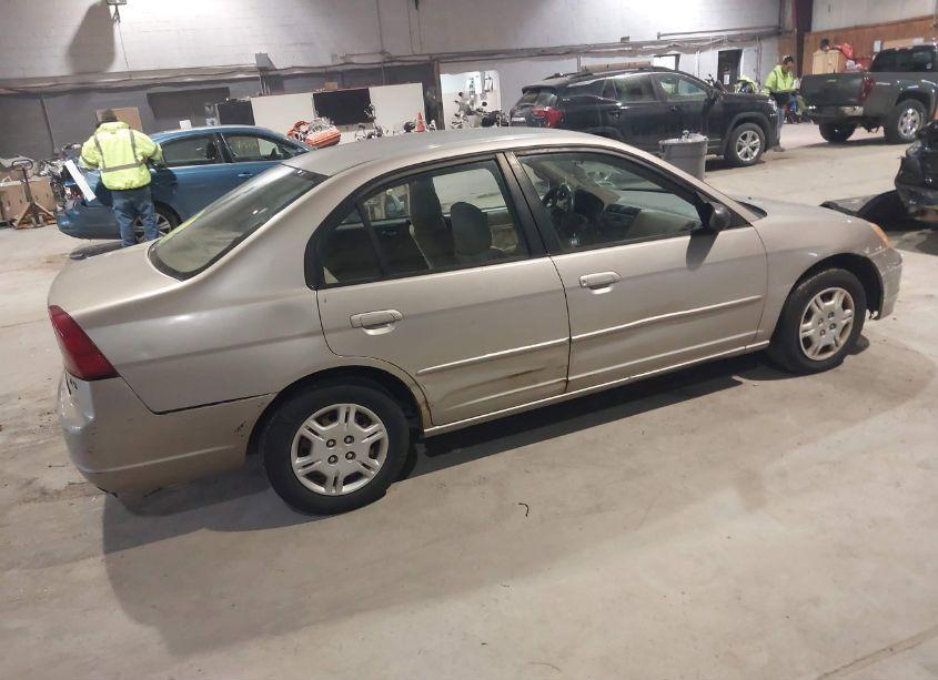 Photo 4 of 2002 Honda Civic LX (VIN 2HGES16532H600049)