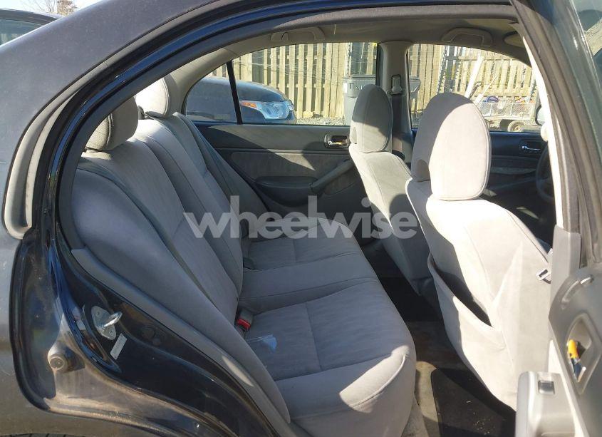 Photo 8 of 2003 Honda Civic LX (VIN 2HGES16533H600795)