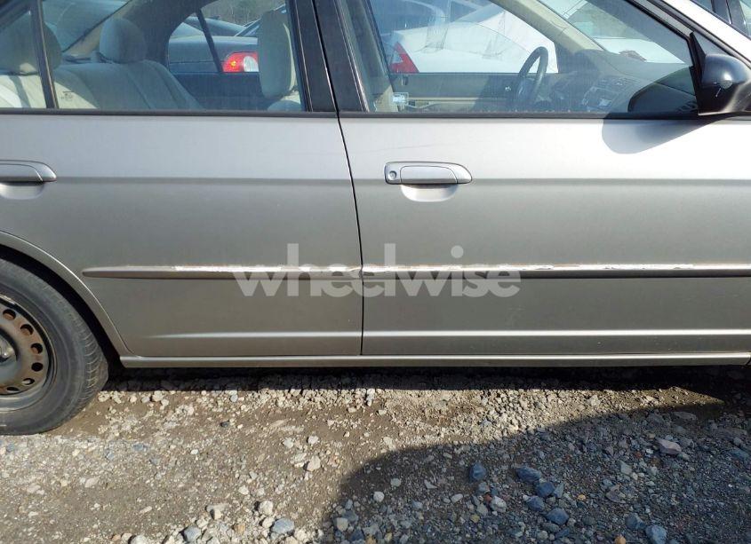 Photo 19 of 2003 Honda Civic LX (VIN 2HGES16533H612994)