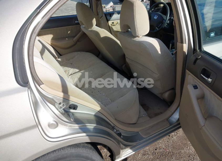 Photo 8 of 2003 Honda Civic LX (VIN 2HGES16533H612994)