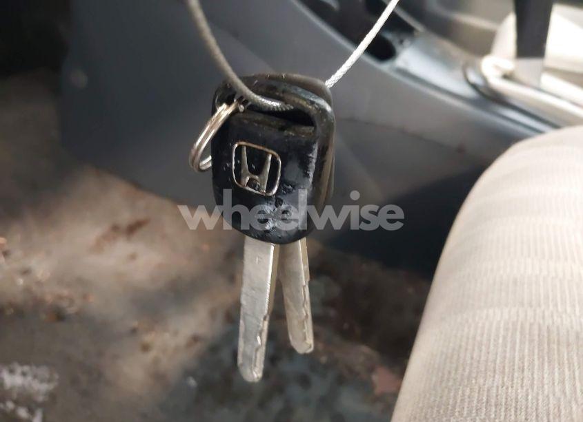 Photo 11 of 2004 Honda Civic LX (VIN 2HGES16534H582235)