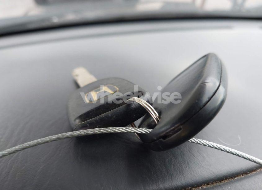 Photo 11 of 2004 Honda Civic LX (VIN 2HGES16534H582641)