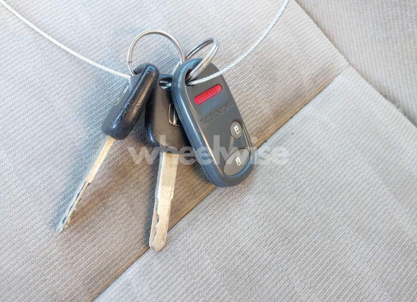 Photo 11 of 2004 Honda Civic LX (VIN 2HGES16534H619476)