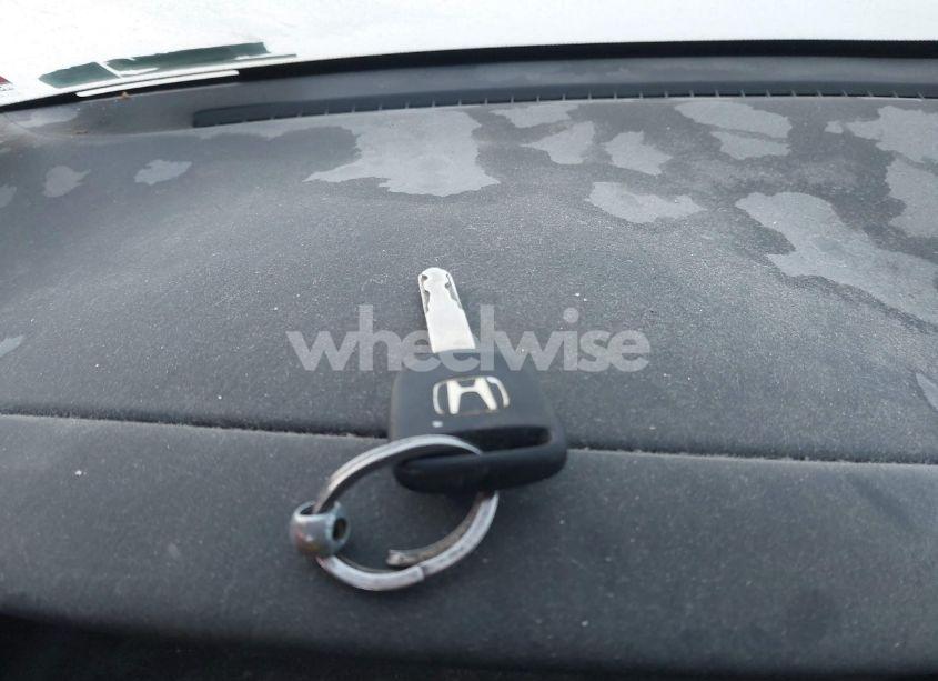 Photo 11 of 2004 Honda Civic LX (VIN 2HGES16534H629716)