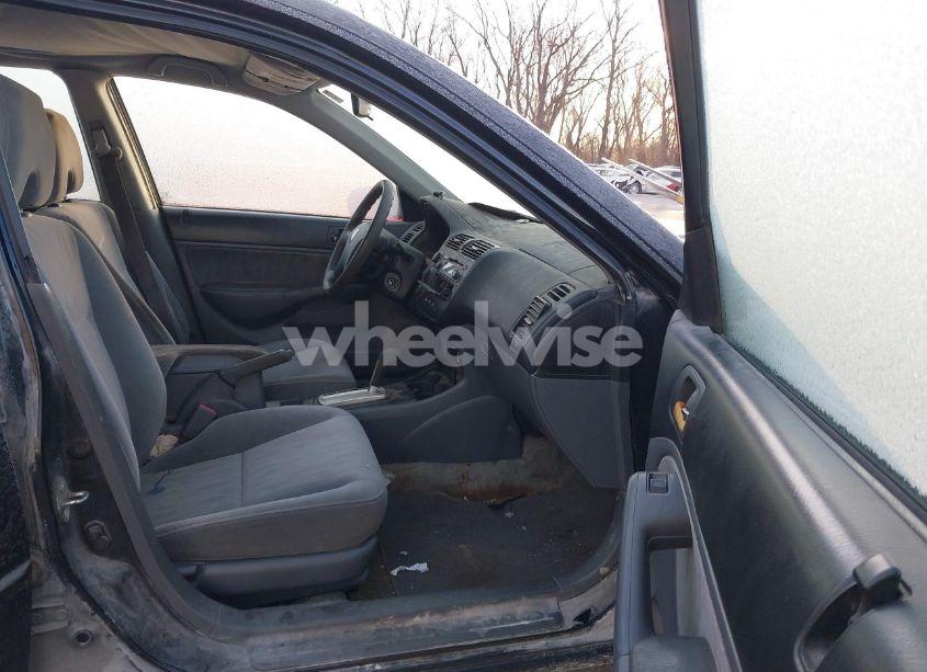 Photo 5 of 2004 Honda Civic LX (VIN 2HGES16534H629716)