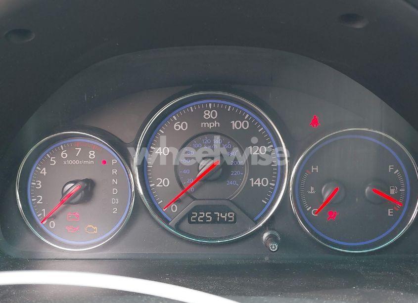 Photo 7 of 2005 Honda Civic LX (VIN 2HGES16535H504295)