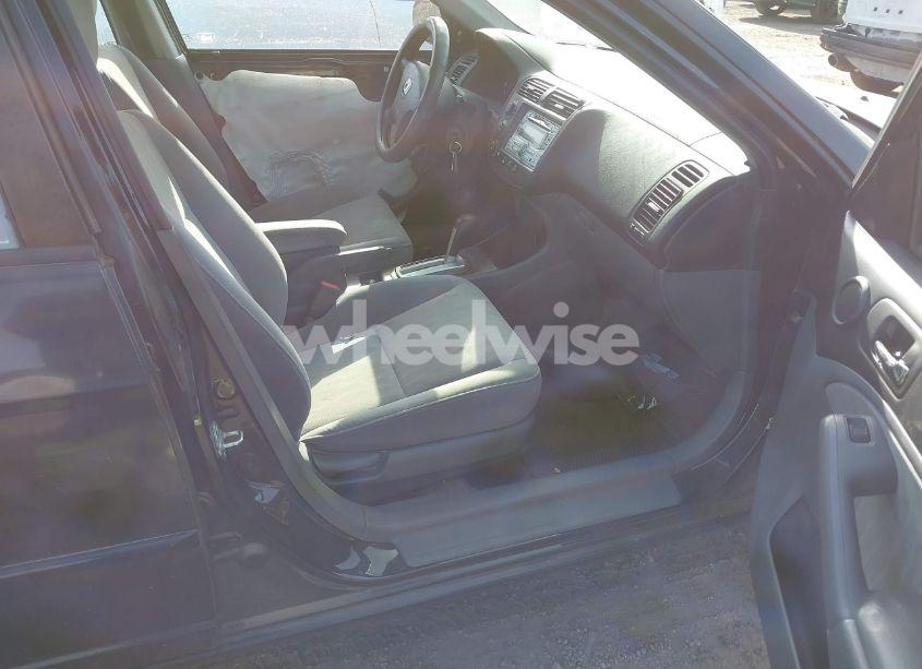 Photo 5 of 2005 Honda Civic LX (VIN 2HGES16535H586321)