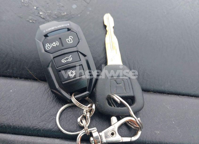 Photo 11 of 2001 Honda Civic LX (VIN 2HGES16541H610877)