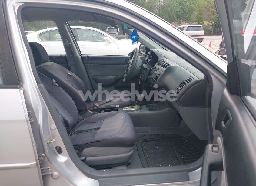 Photo 5 of 2001 Honda Civic LX (VIN 2HGES16541H610877)