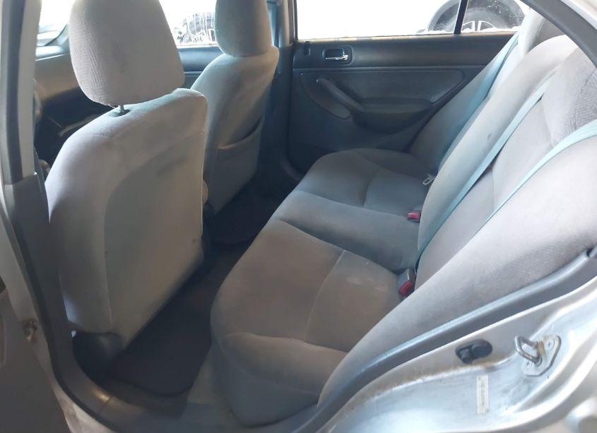 Photo 8 of 2002 Honda Civic LX (VIN 2HGES16542H609424)