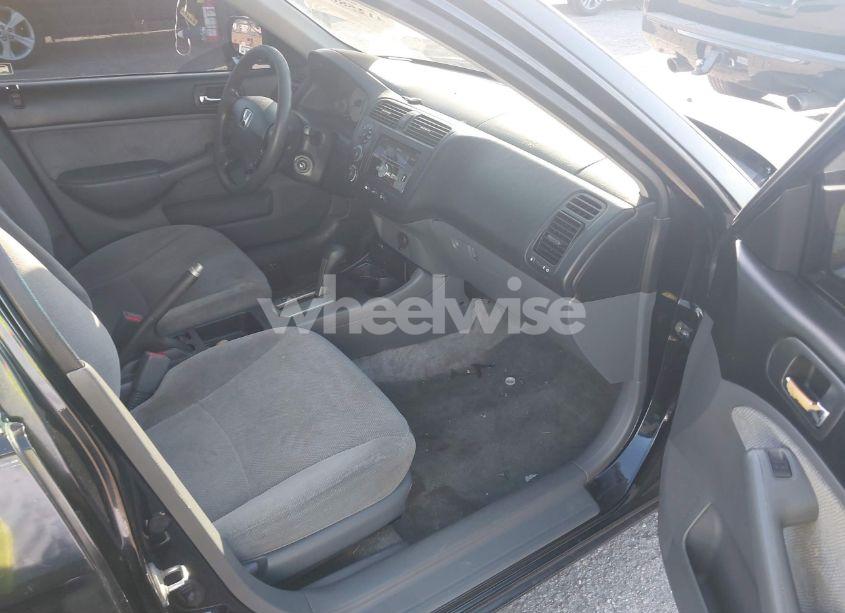 Photo 5 of 2002 Honda Civic LX (VIN 2HGES16542H610606)