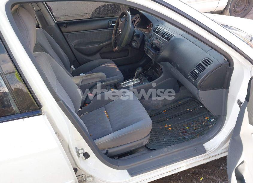 Photo 5 of 2003 Honda Civic LX (VIN 2HGES16543H533947)