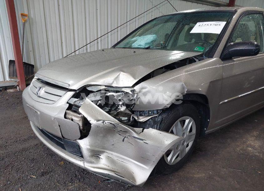 Photo 6 of 2003 Honda Civic LX (VIN 2HGES16543H573462)