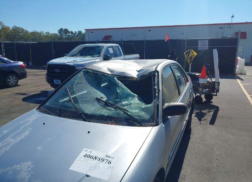 Photo 6 of 2003 Honda Civic LX (VIN 2HGES16543H576958)