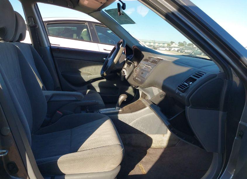 Photo 5 of 2004 Honda Civic LX (VIN 2HGES16544H594703)