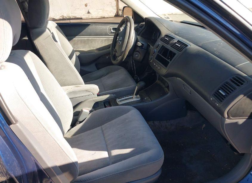 Photo 5 of 2004 Honda Civic LX (VIN 2HGES16544H604128)