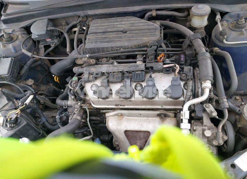 Photo 10 of 2005 Honda Civic LX (VIN 2HGES16545H546054)