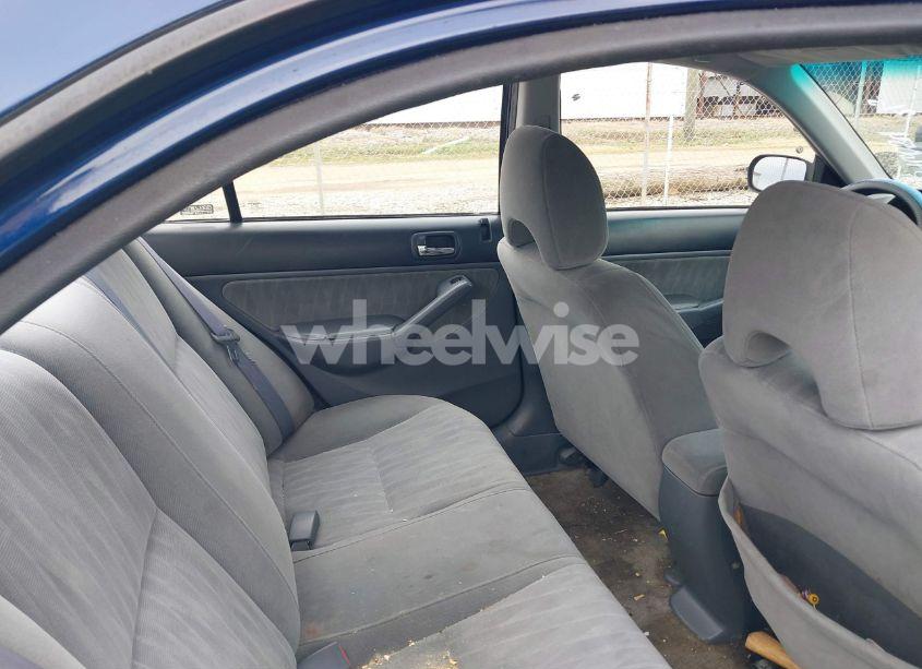 Photo 8 of 2005 Honda Civic LX (VIN 2HGES16545H546054)