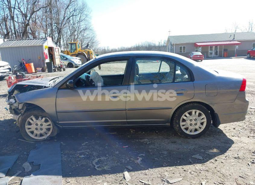 Photo 14 of 2005 Honda Civic LX (VIN 2HGES16545H550184)